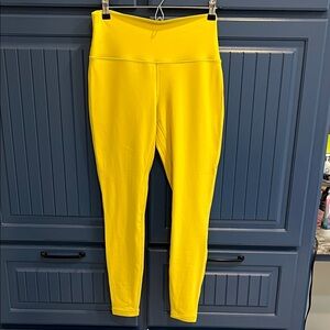 Lululemon Women’s Size 10 Align High Rise Pant 28” Yellow Serpentine Leggings